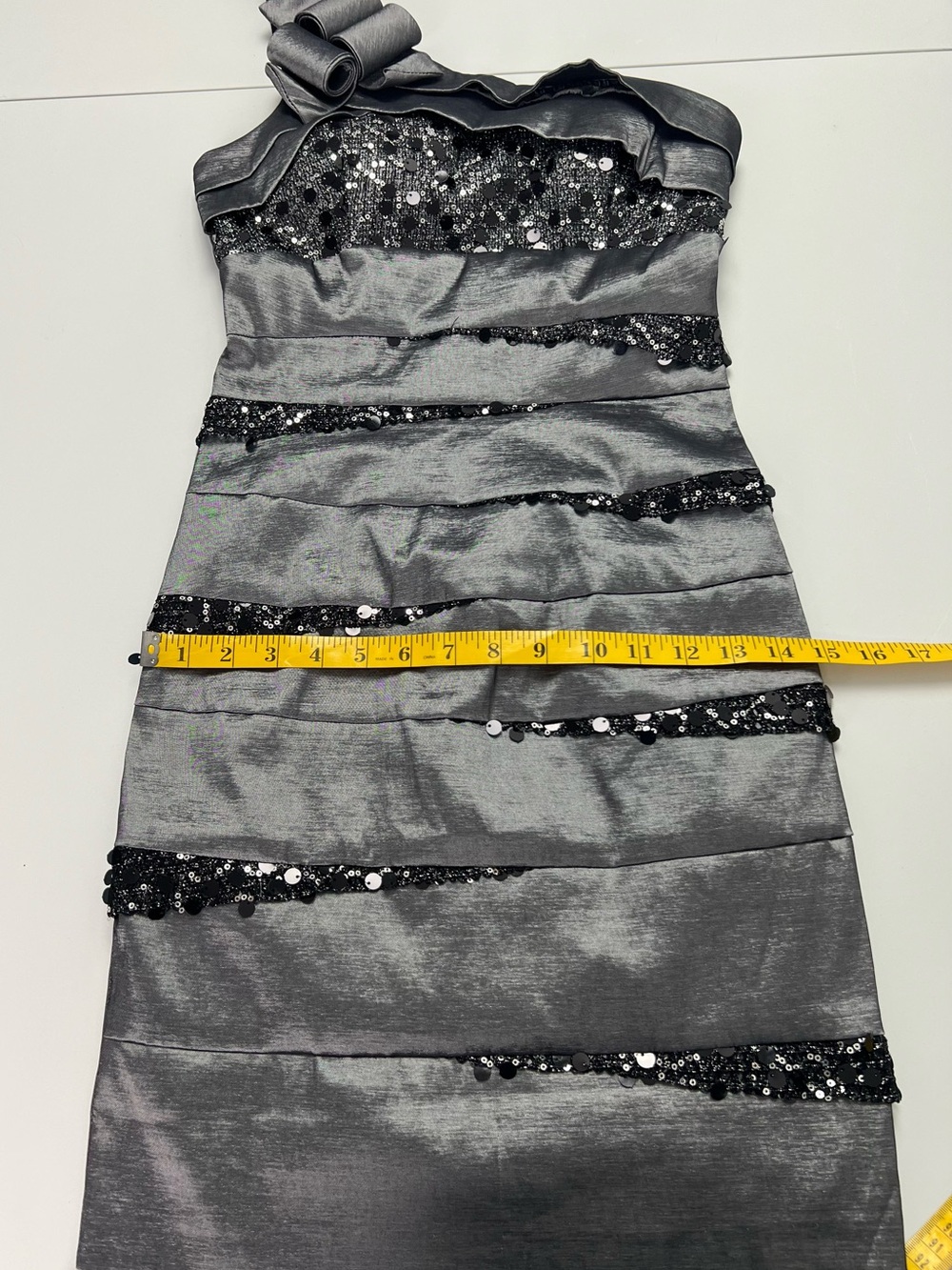 Betsy & Adam One Shoulder Bow Gray with Black Sequins Cocktail Formal Dress - Picture 9 of 16